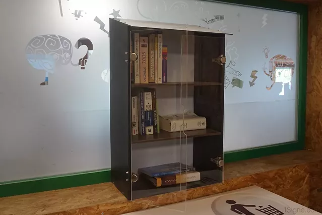 Boîte à livres - version à poser personnalisable | Signe par Pic Bois